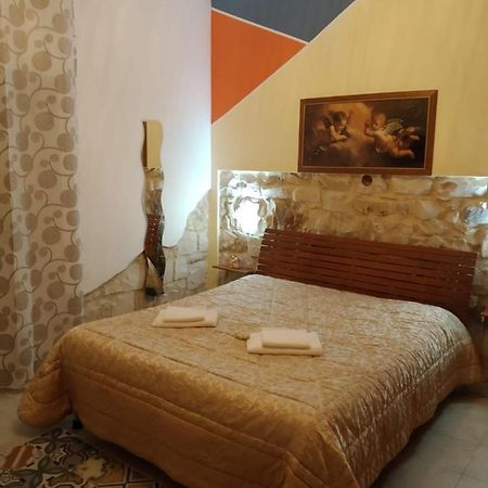 Апартаменты La Casa Di Pina Модика Экстерьер фото